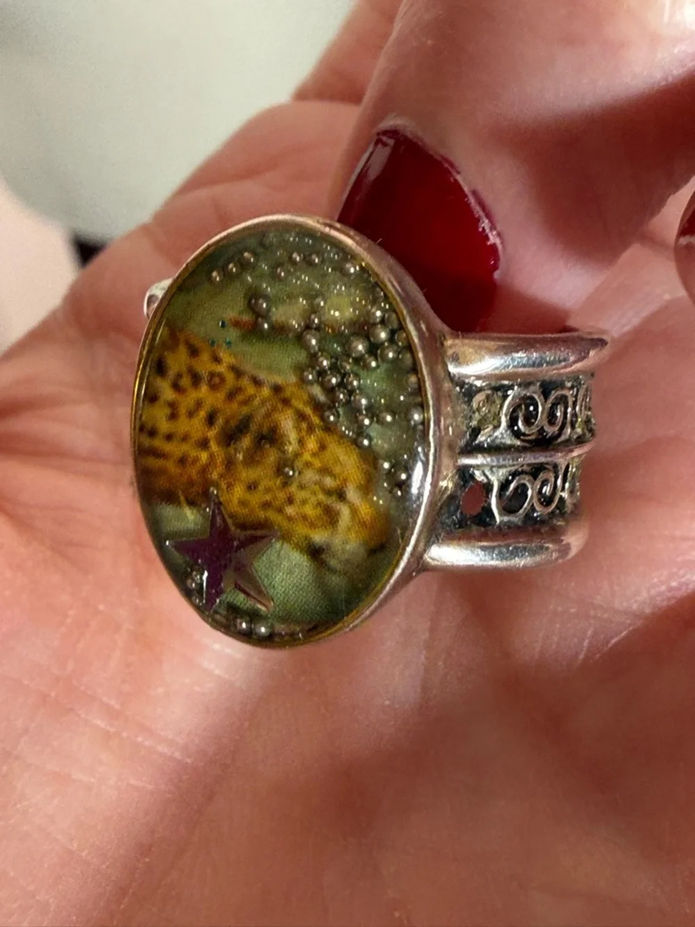 Vintage Sterling silver cheetah panther southwestern Boho Wide signet Ring 7 1/2